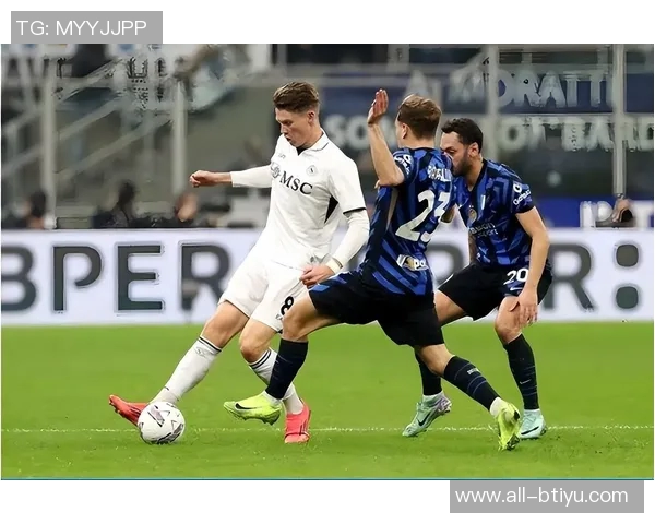 意甲最新动态:那不勒斯逆袭国米升至第二名紧追米兰仅差一分 意甲最新动态:那不勒斯逆袭国米升至第二名紧追米兰仅差一分