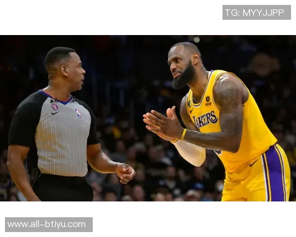 前裁判揭露罚下C罗后遭上级警告两年未再执法皇马比赛内幕 前裁判揭露罚下C罗后遭上级警告两年未再执法皇马比赛内幕