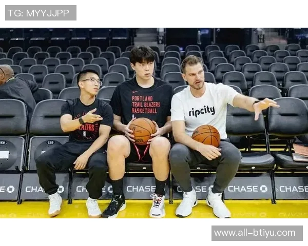 混音主帅赞瀚森与球队默契提升共同打球让彼此更加舒适