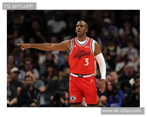 快船官方发布新海报保罗与科林斯携手庆祝胜利展现内外功臣风采